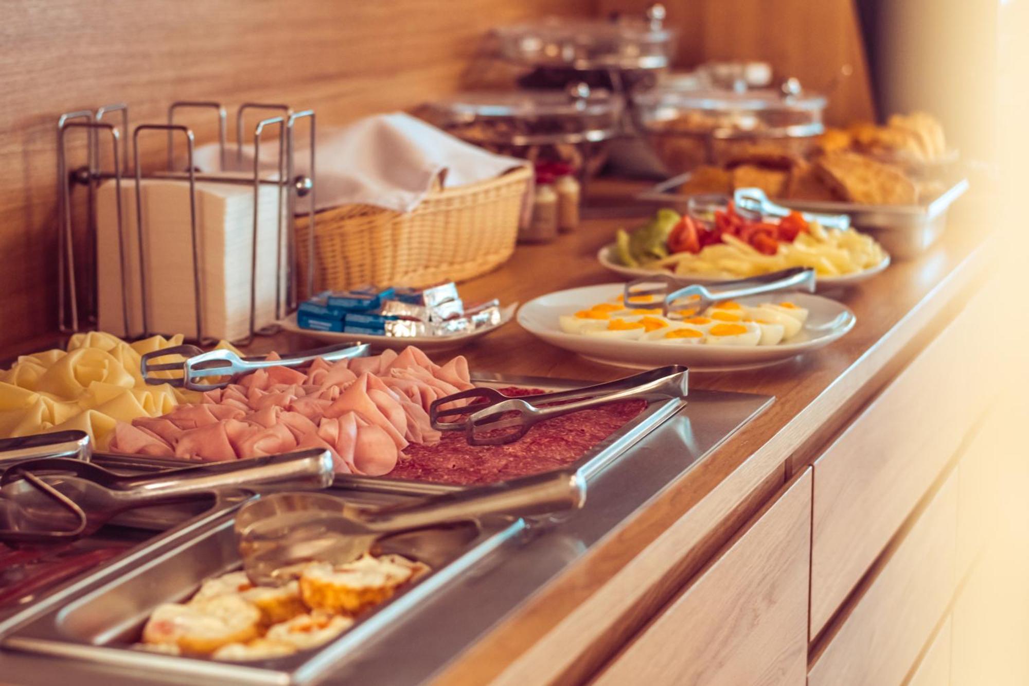 Penzion A Restauracia Twin Jasna Dolina Demianowska Zewnętrze zdjęcie